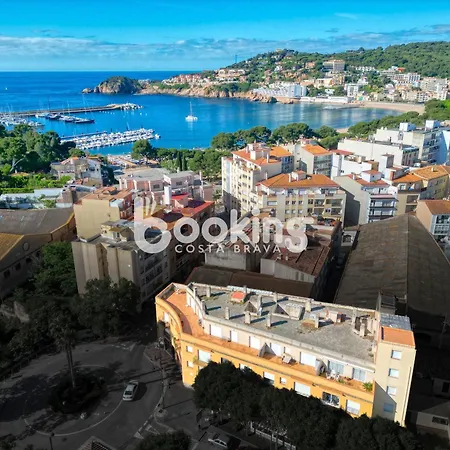 Apartment Industria Beachside Apartment: Comfort For 3 With Parking *